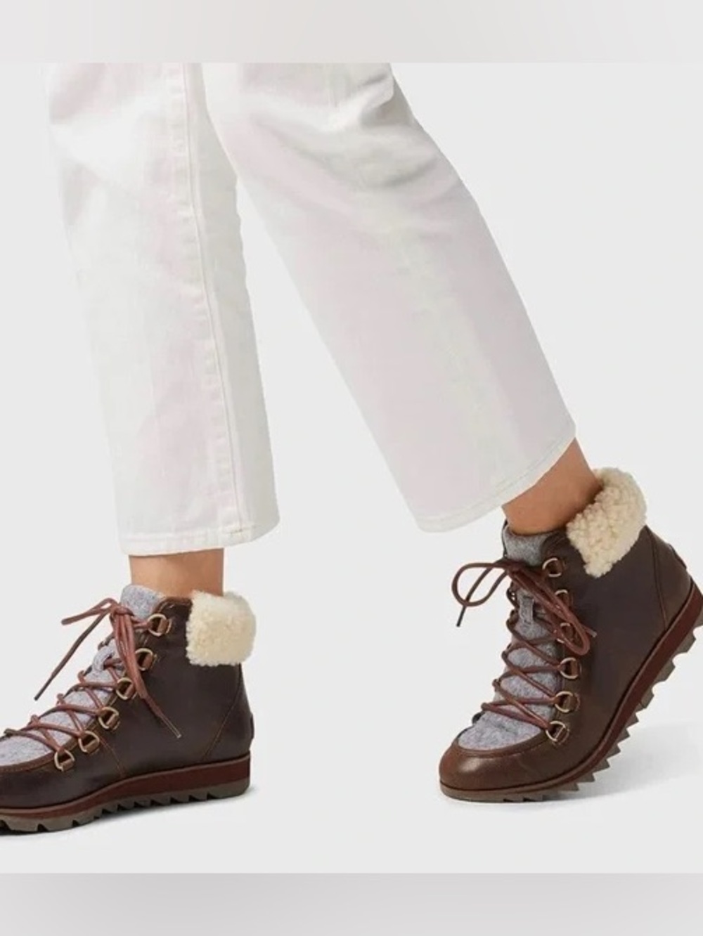 Sorel Harlow Women’s Lace Cozy Boots Size 7